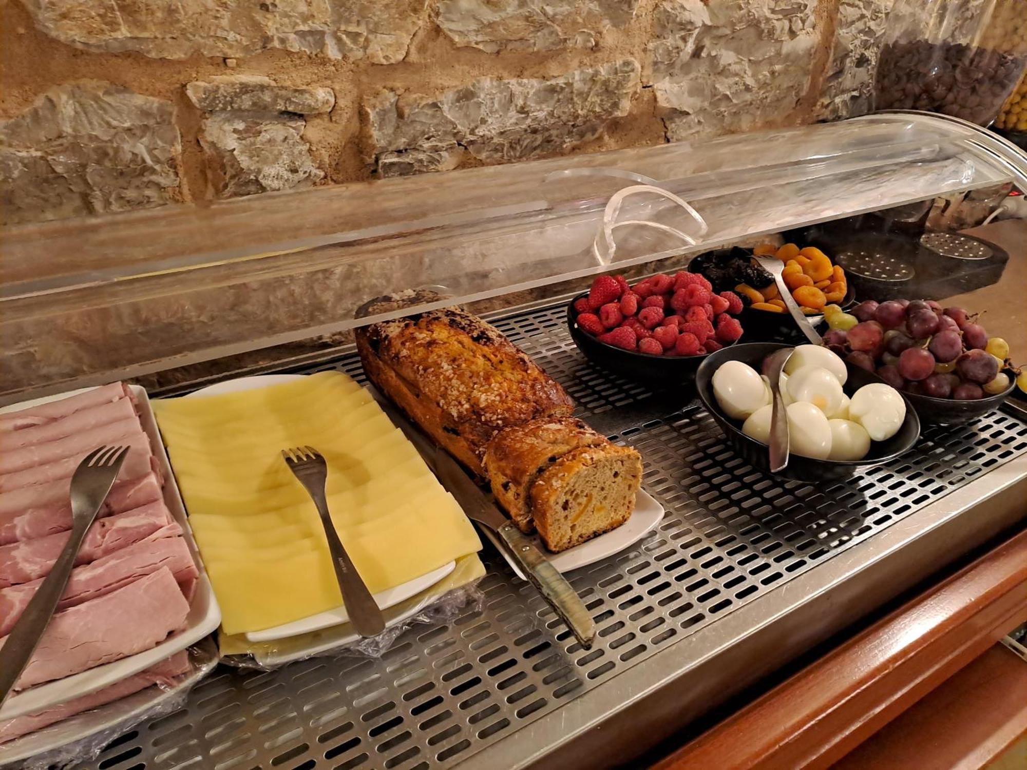 Logis Hotel Restaurant Auberge De La Cascade サン・テニミー エクステリア 写真